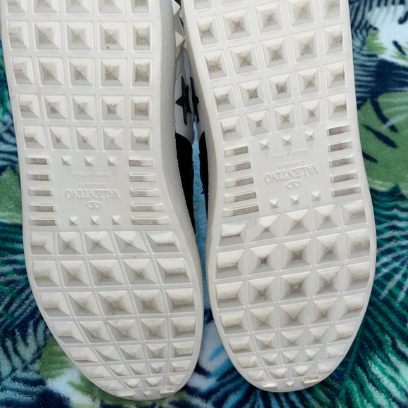 AUTHENTIC VALENTINO SNEAKERS - Picture 10 of 10
